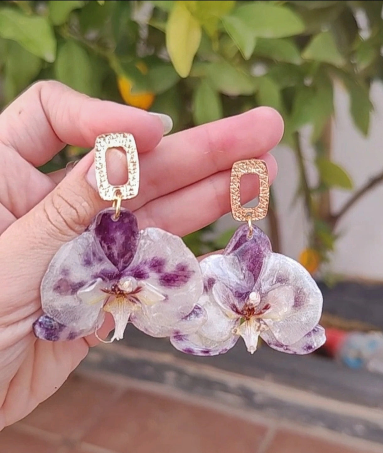 Pendientes de orquídea auténtica, joyería de resina hecha a mano, pendientes florales colgantes para mujer, regalo botánico