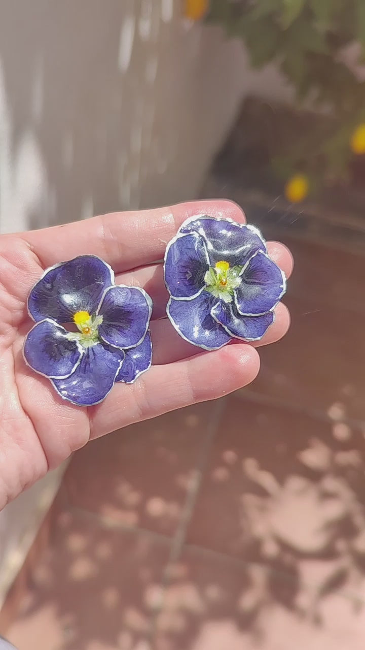 Pendientes artesanos de pensamientos reales resinados