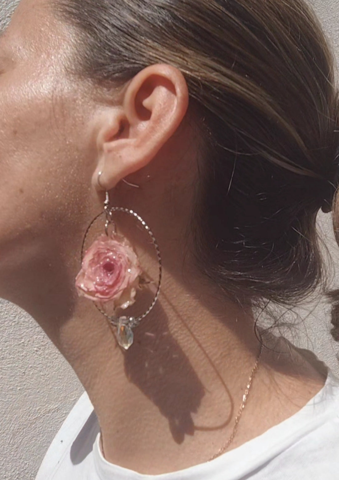 Pendientes de rosas reales resinadas