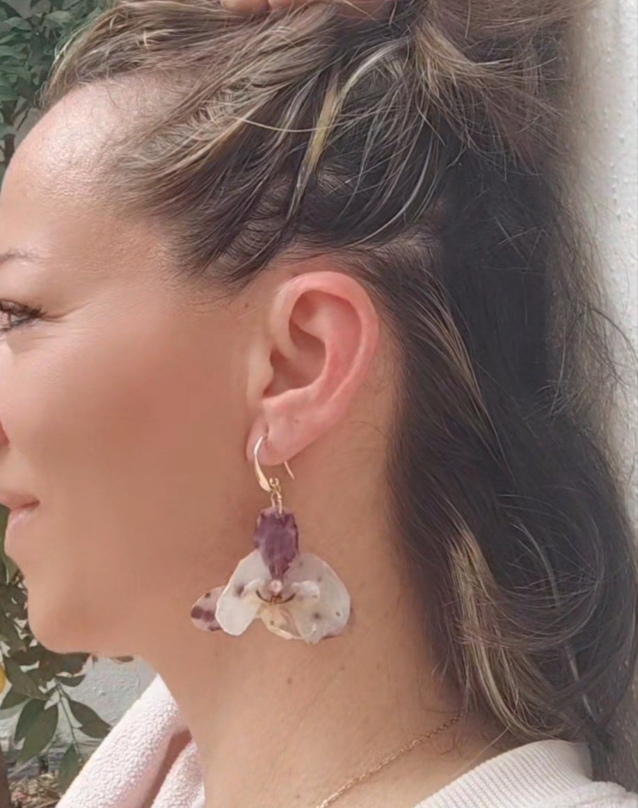 Pendientes de orquídeas reales