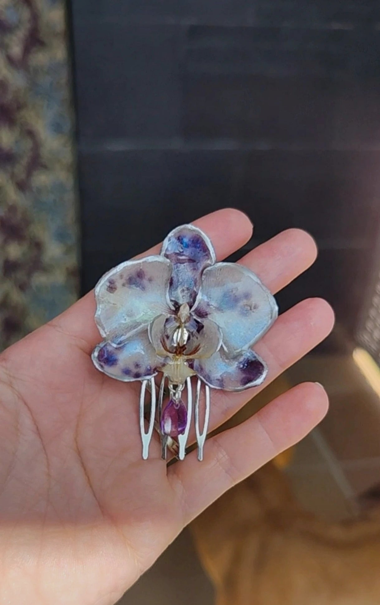 Pasador de pelo de orquídea auténtica resinada