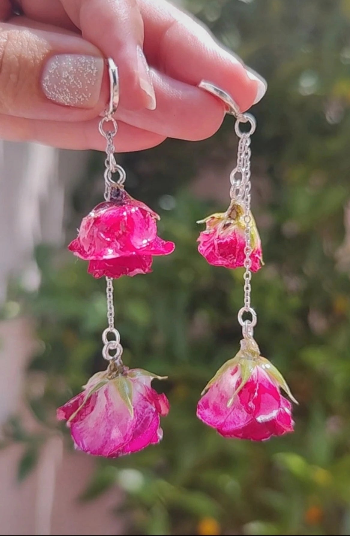 Pendientes de rosas reales resinadas
