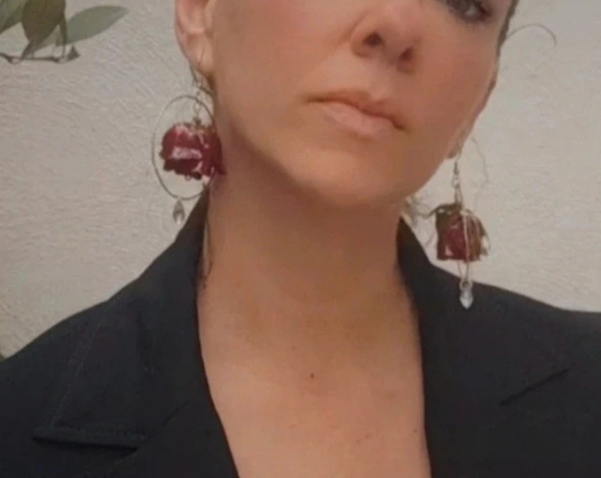 Pendientes de rosas reales resinadas