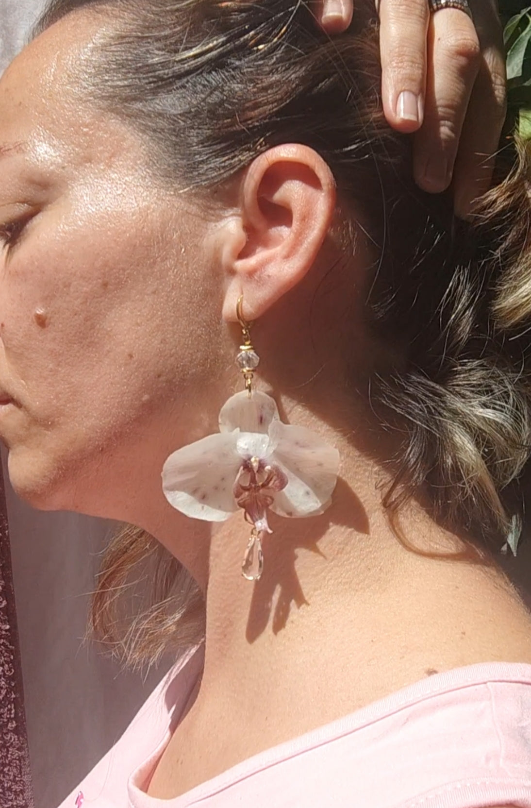 Pendientes de orquídeas auténticas • En acero inoxidable. Joyería floral hecha a mano • Aros con diseño botánico • Pendientes naturales • Regalo floral excepcional • Joyería cottagecore