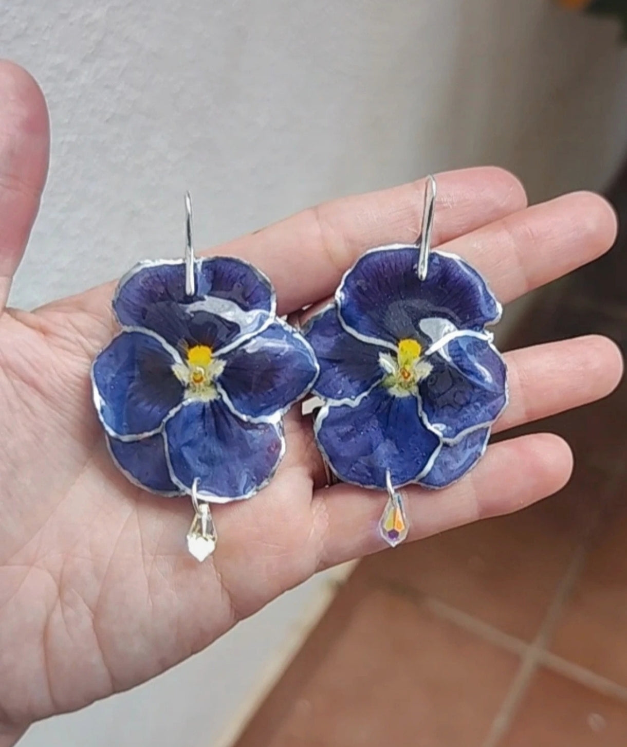 Pendientes artesanos de pensamientos reales