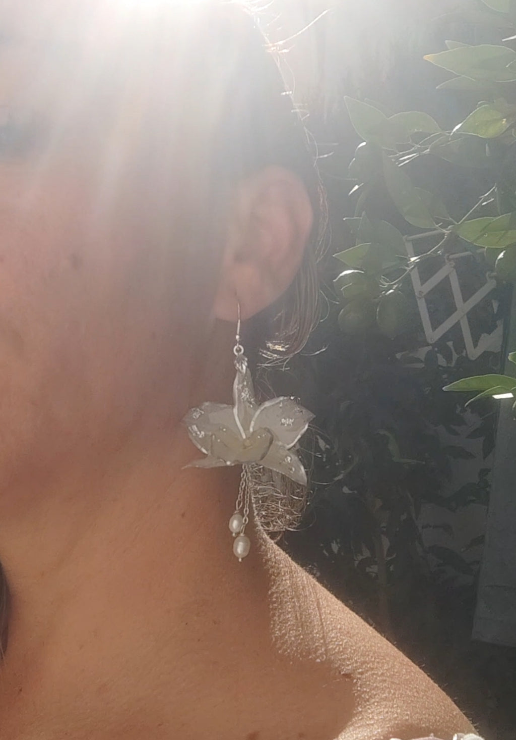 Pendientes Orquídea Natural Blanca en Resina, Joyería Floral Real Hecha a Mano, Pendientes Botánicos Elegantes, Regalo Mujer, Pendientes Novia