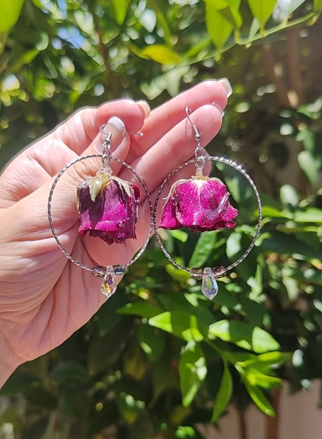 Pendientes de rosas reales resinadas