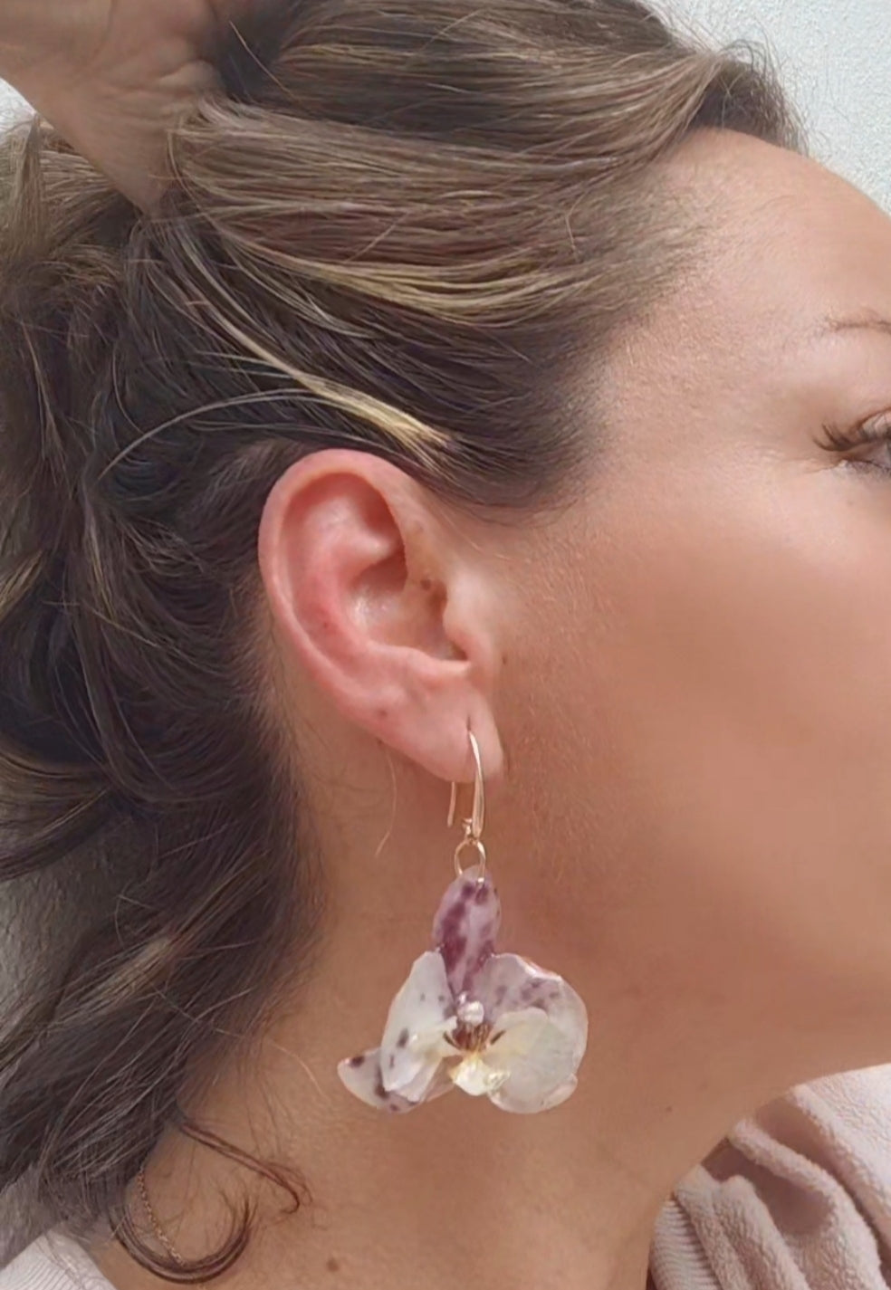 Pendientes de orquídeas reales