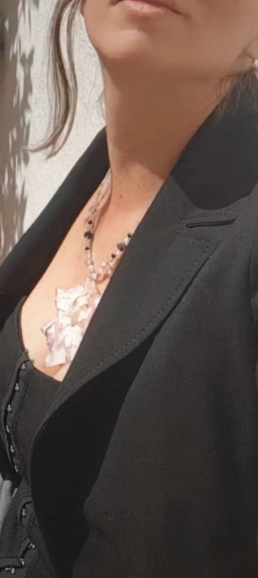 Collar de flor de azalea real resinada