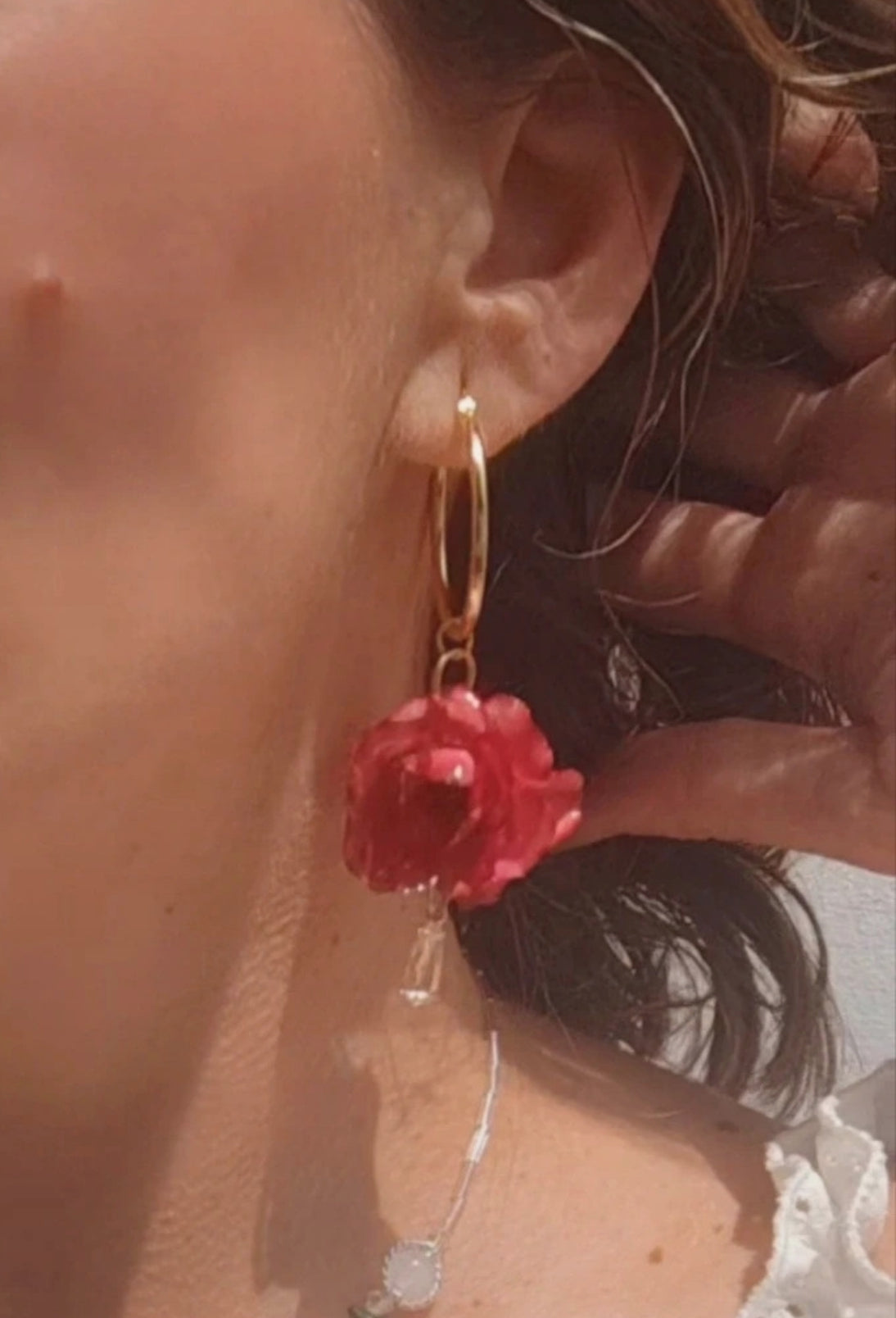 Pendientes de Rosa Real en Resina • Enganches de Acero Inoxidable Hipoalergénicos • Joyería Botánica Artesanal Única. Pendientes rosa auténtica