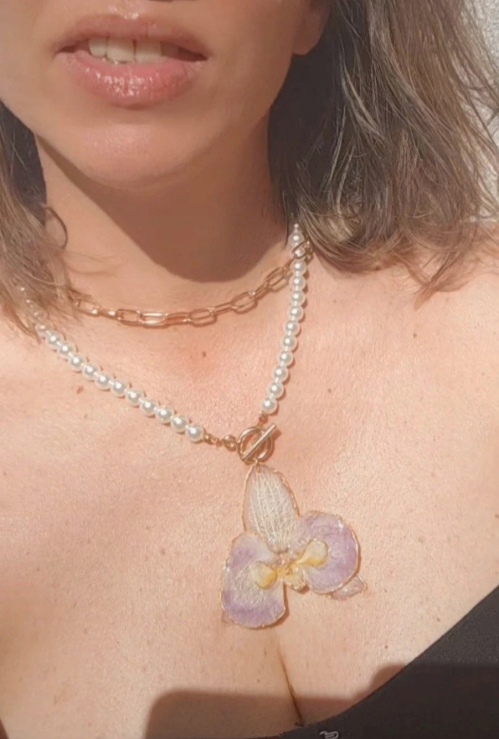 Collar doble de orquídea real