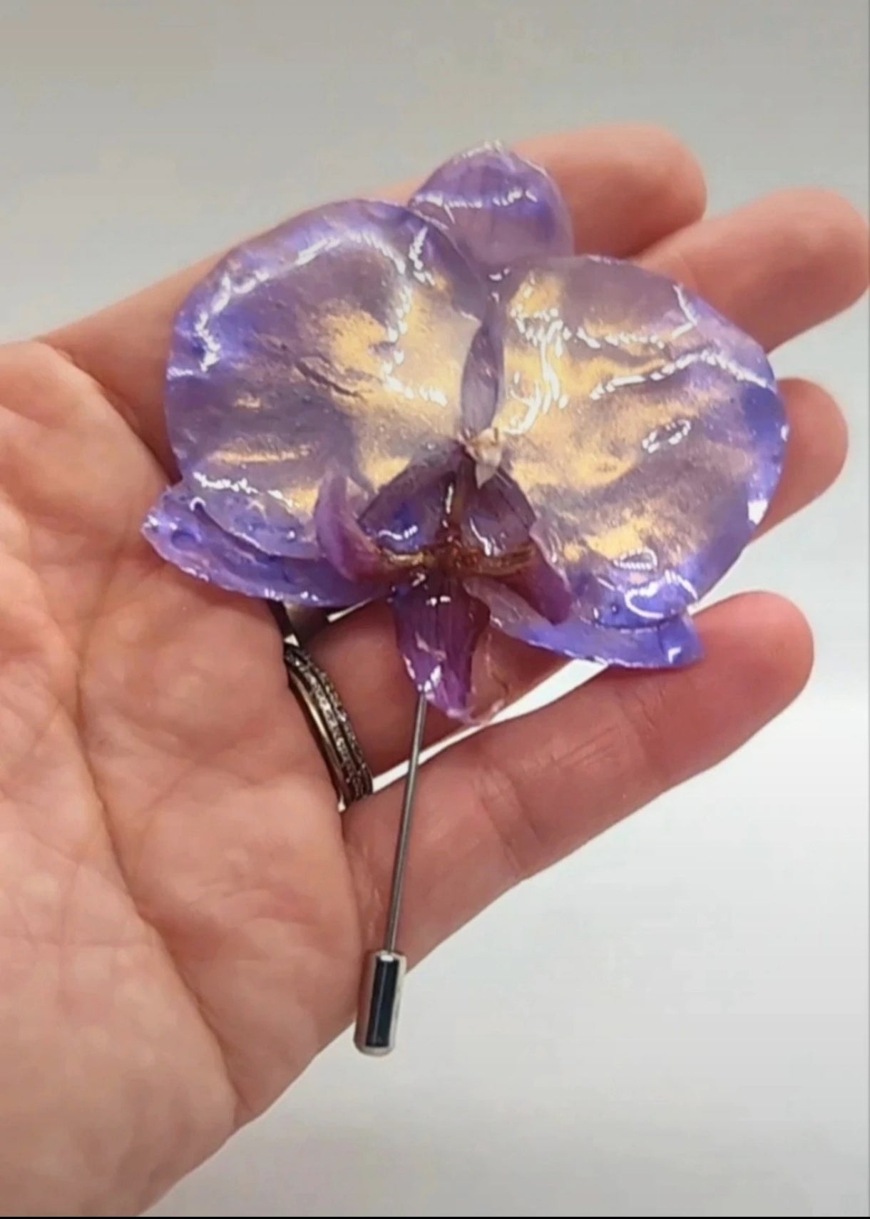 Alfiler de orquídea real resinada