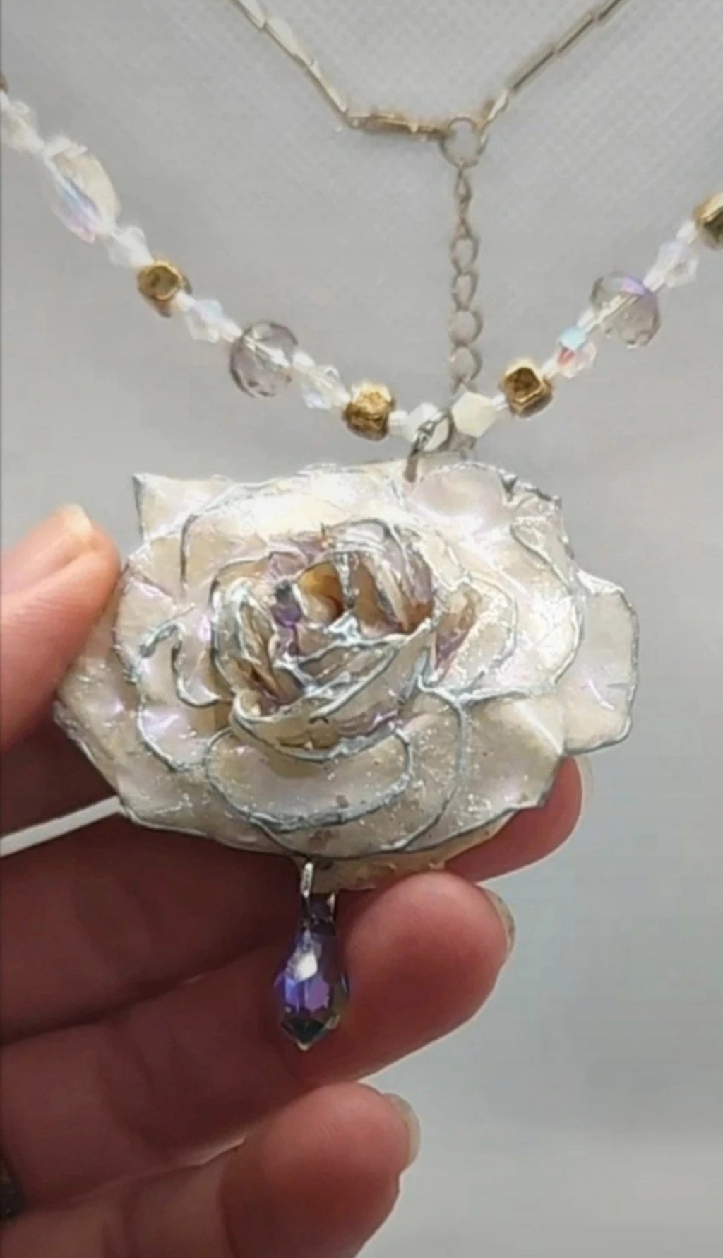 Collar con rosa natural en resina – Rosa real y auténtica Joyería artesanal con flores reales secas, regalo único inspirado en la naturaleza