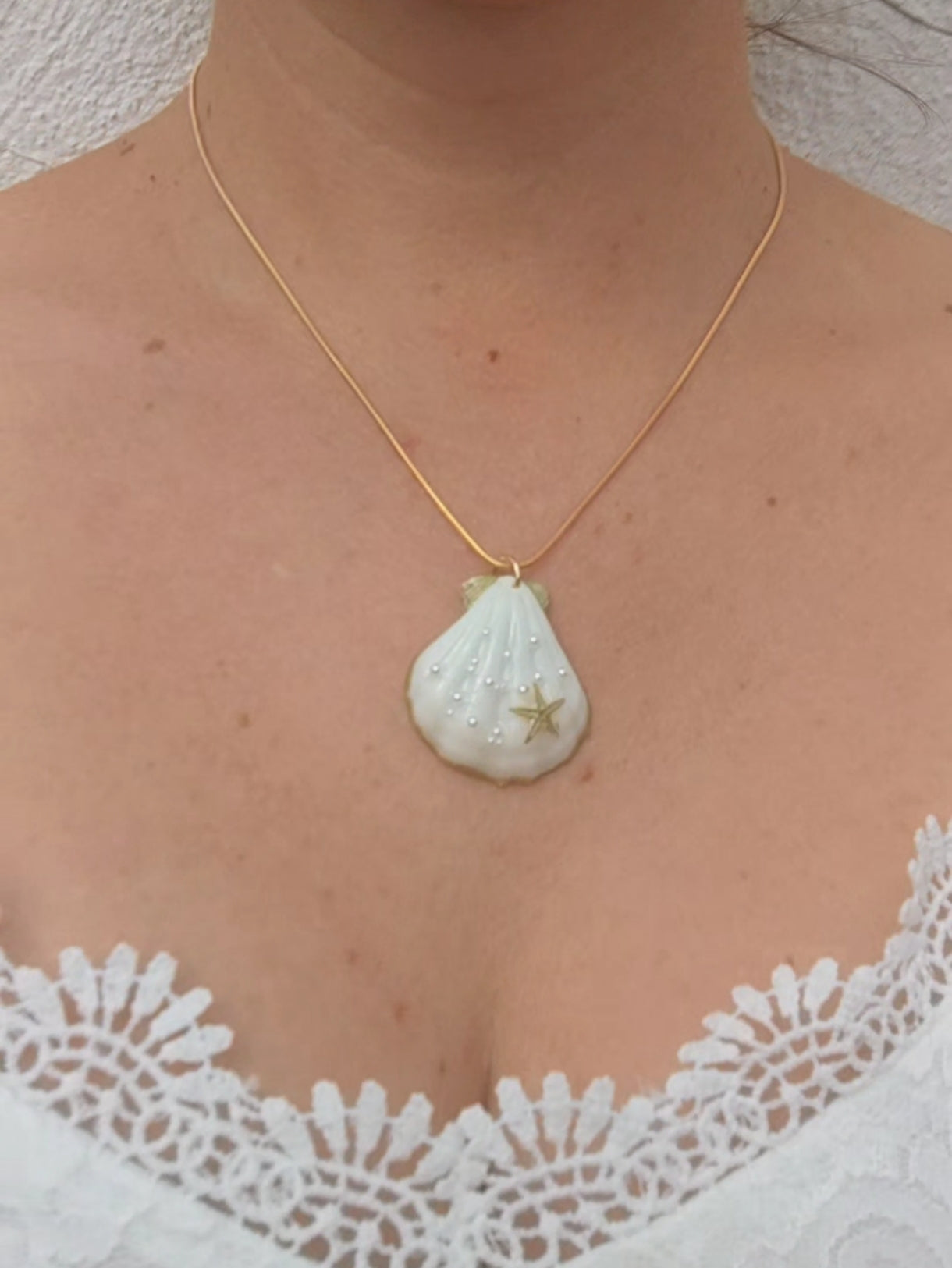 Collar de concha natural