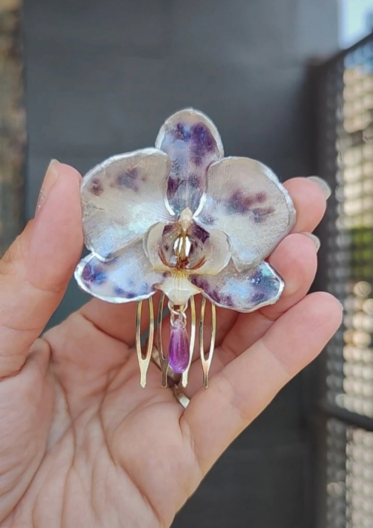 Pasador de pelo de orquídea auténtica resinada