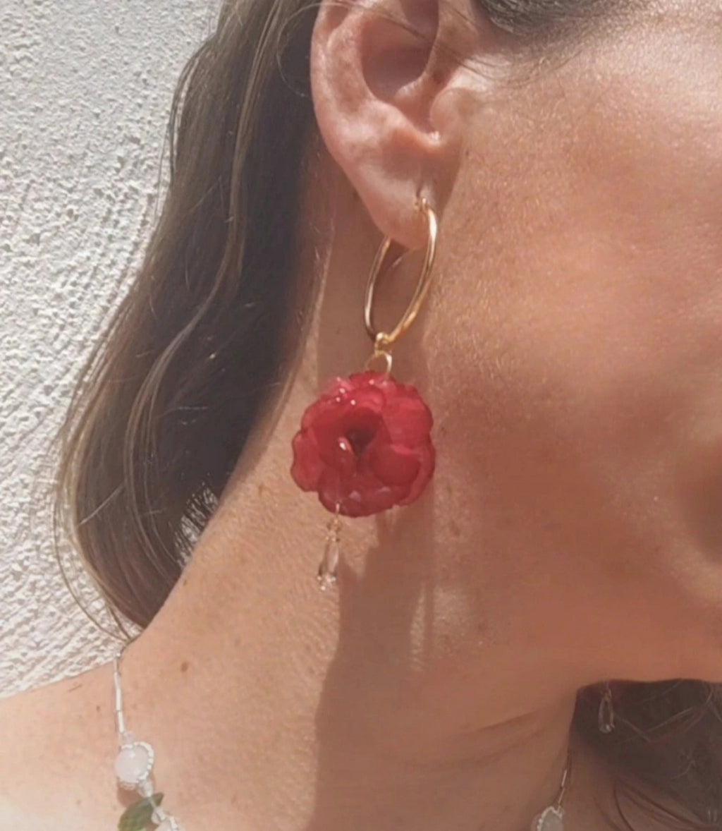 Pendientes de Rosa Real en Resina • Enganches de Acero Inoxidable Hipoalergénicos • Joyería Botánica Artesanal Única. Pendientes rosa auténtica