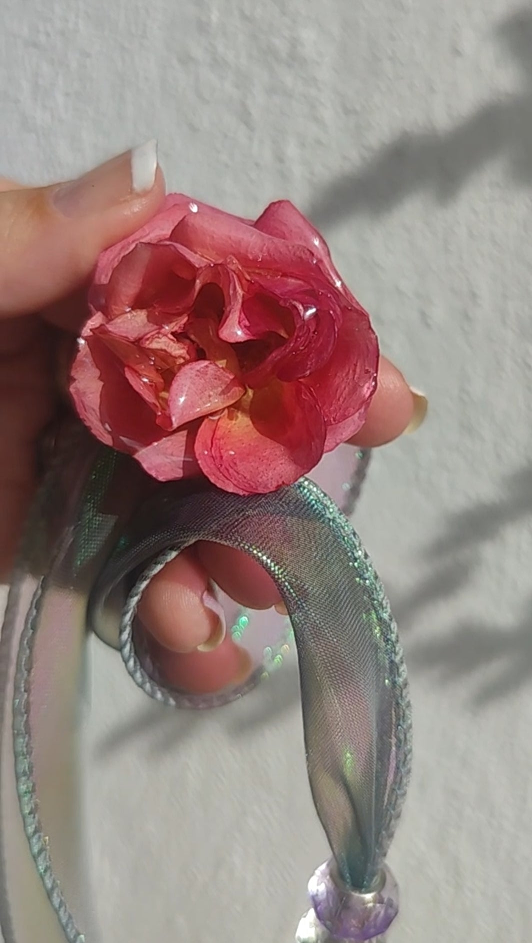 Collar de rosa real resinada