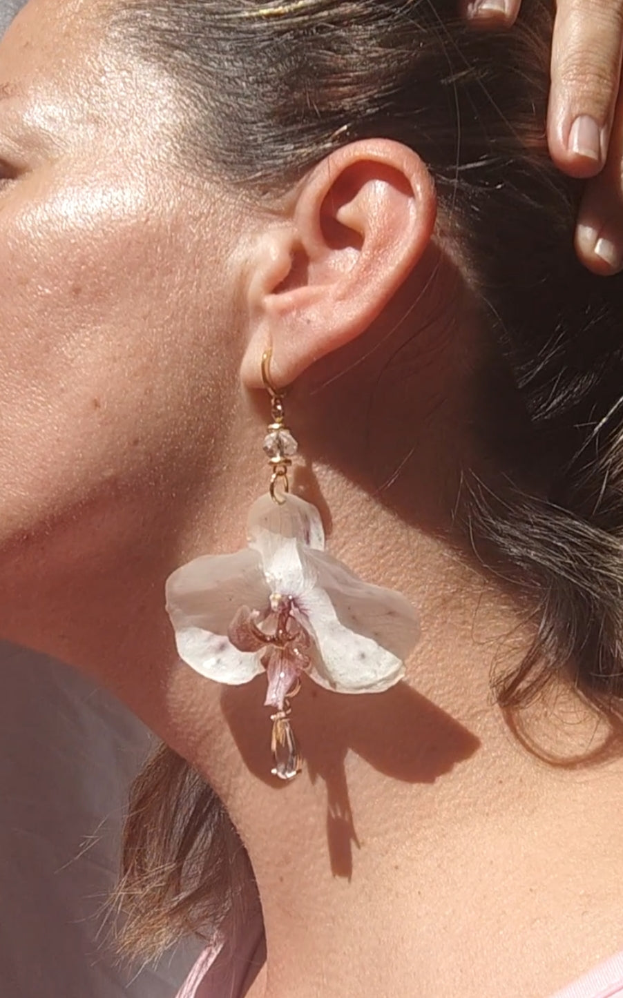 Pendientes de orquídeas auténticas • En acero inoxidable. Joyería floral hecha a mano • Aros con diseño botánico • Pendientes naturales • Regalo floral excepcional • Joyería cottagecore