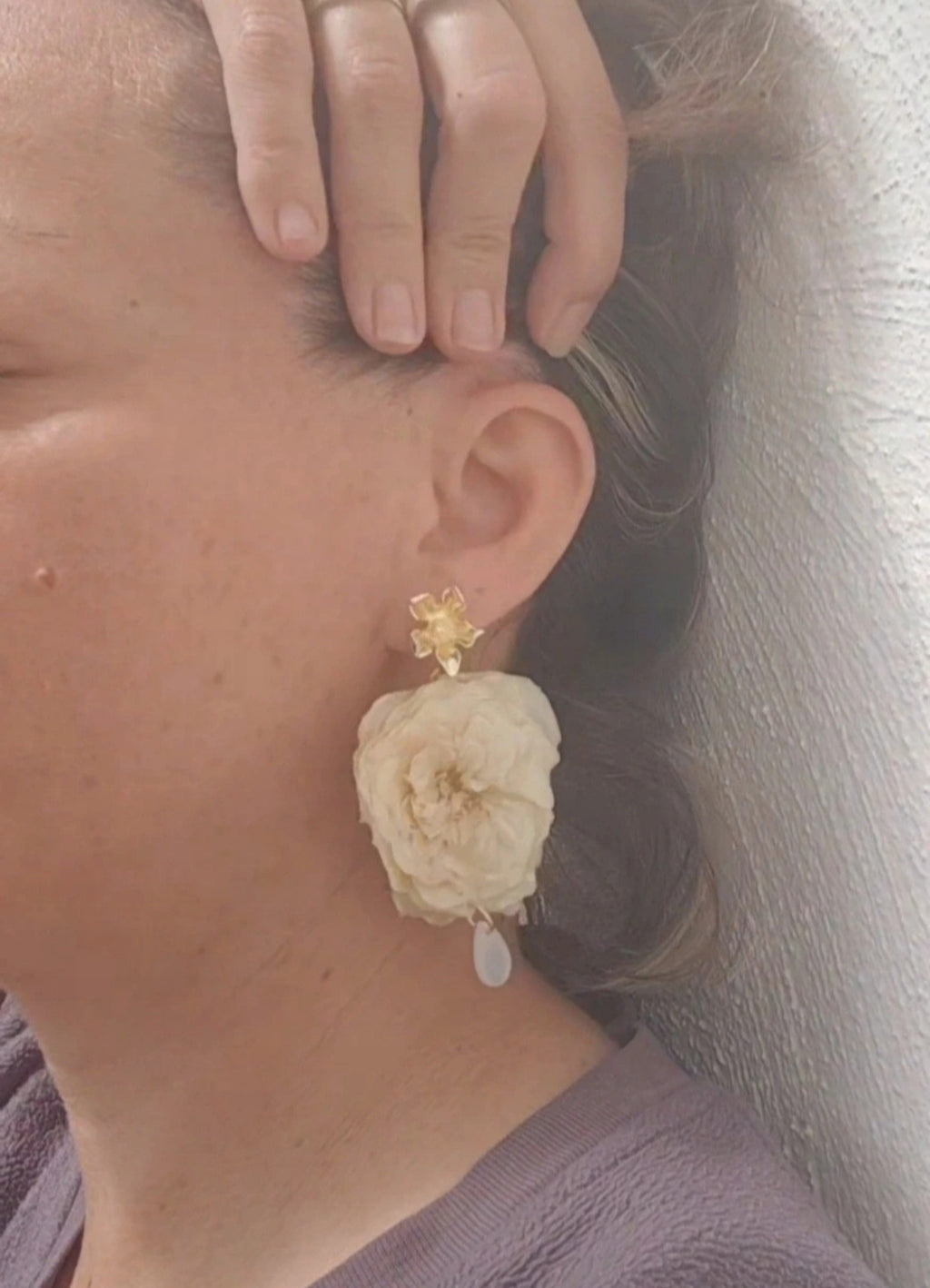 Pendientes de rosas reales resinadas