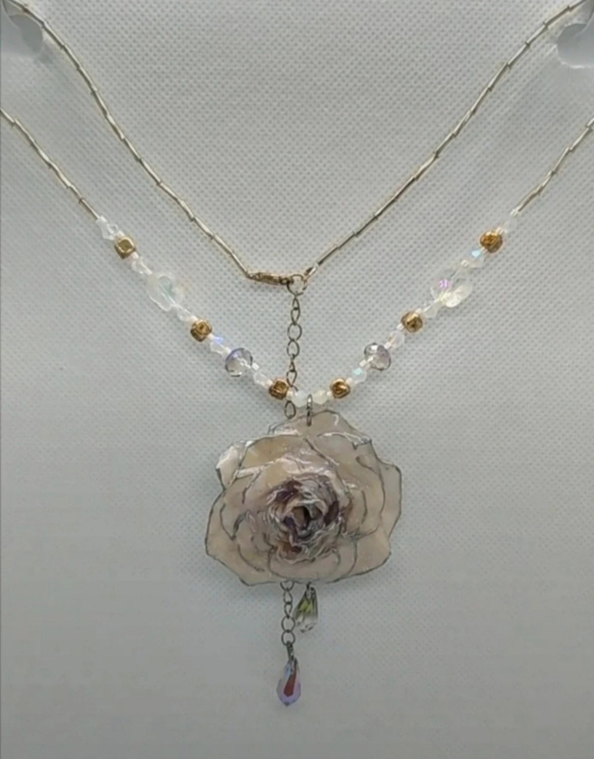 Collar con rosa natural en resina – Rosa real y auténtica Joyería artesanal con flores reales secas, regalo único inspirado en la naturaleza
