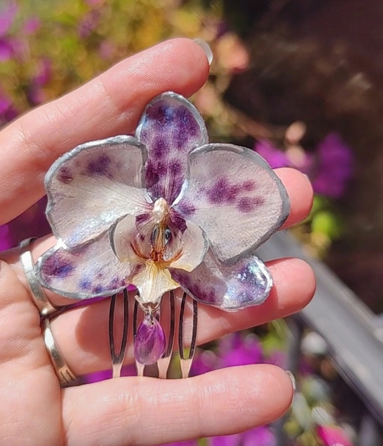Pasador de pelo de orquídea auténtica resinada