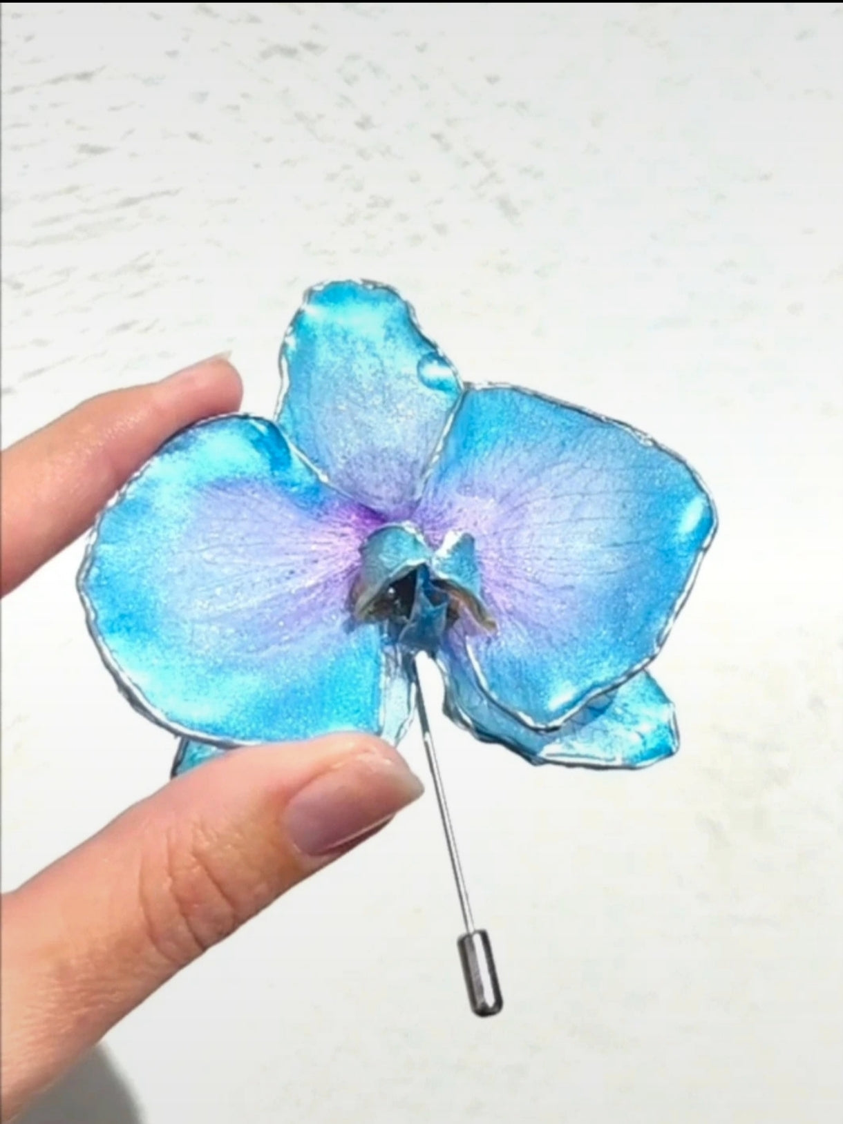 Alfiler de orquídea real resinada