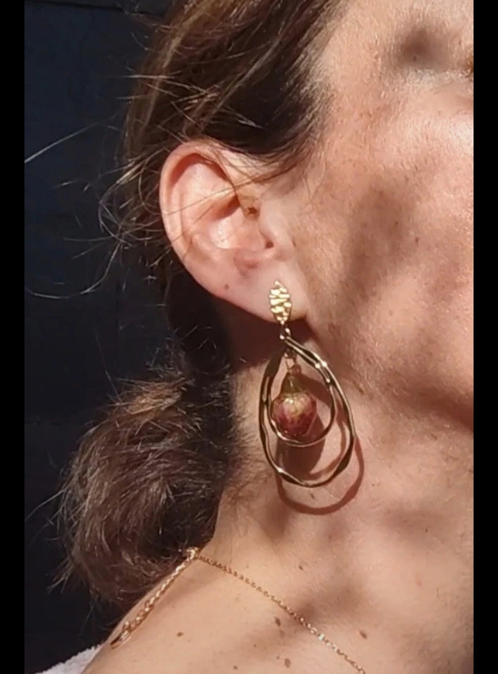 Pendientes de mini rosas reales